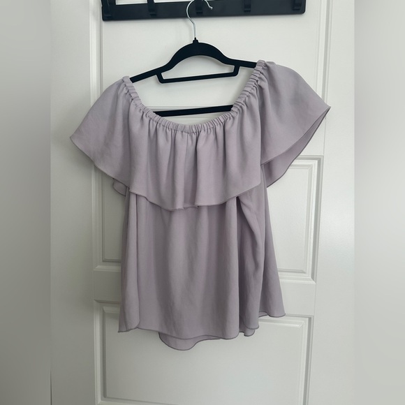 Aritzia Wilfred Off the Shoulder Top - Picture 3 of 3